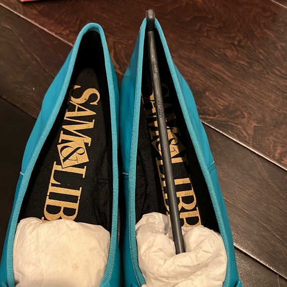 Sam & Libby Vintage teal leather ballet shoes NIB - Picture 3 of 6